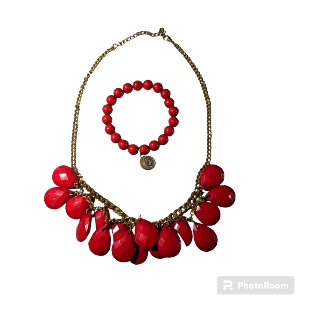 Bead Necklace with Red, Blue-eye Beaded Bracelet.